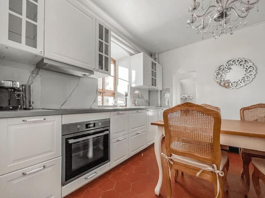 Apartment Brilliant In Chateau Du Chatelard *